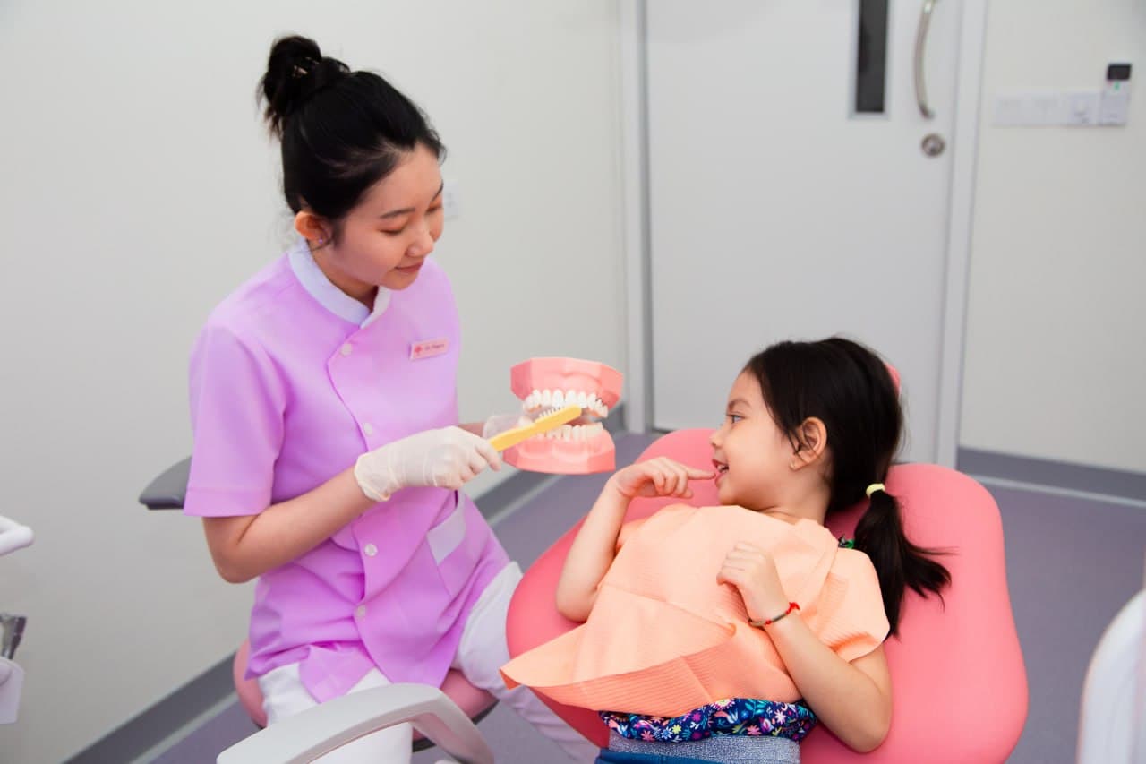 Pediatric dentistry treatment at Roomchang Dental Hospital